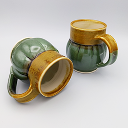 Porcelain melon mug with green and golden brown